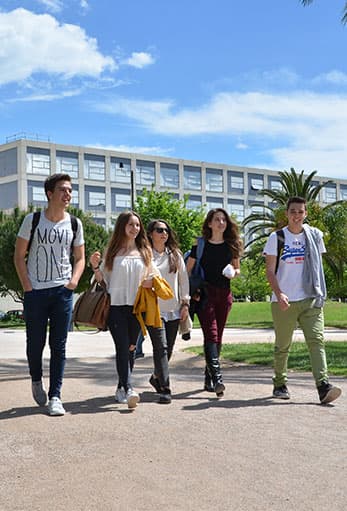 Image illustrating the block of de UPV en los rankings